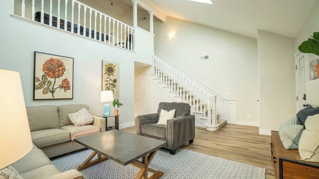 Photo of Livingroom in Fair Oaks