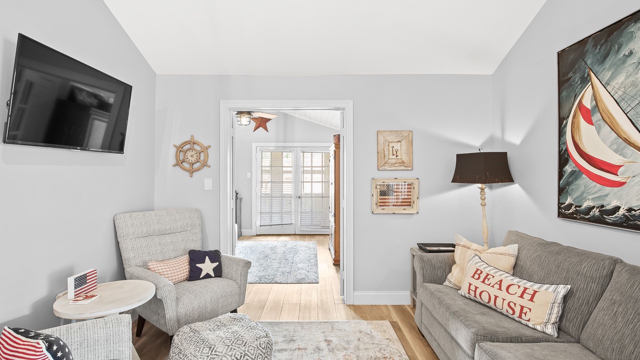 Photo of Livingroom in Laguna Beach Estates