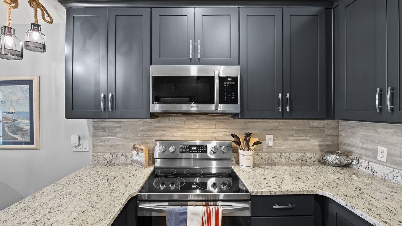 Photo of Kitchen in Laguna Beach Estates