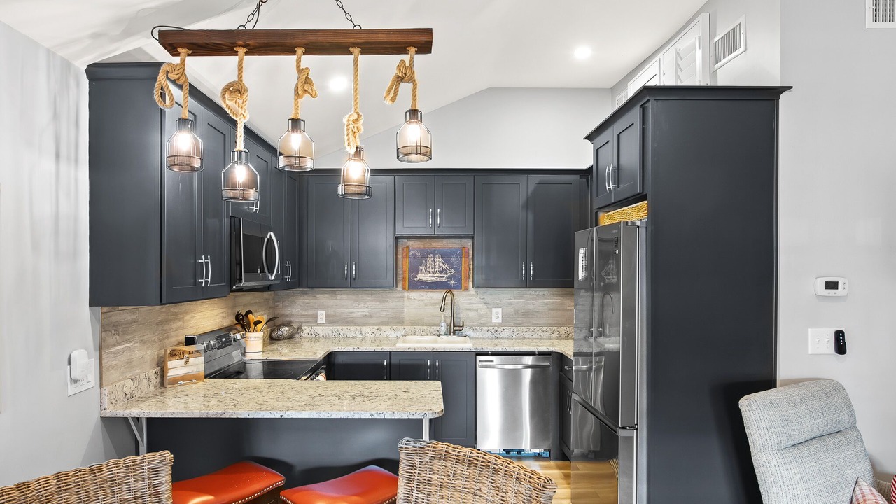 Photo of Kitchen in Laguna Beach Estates