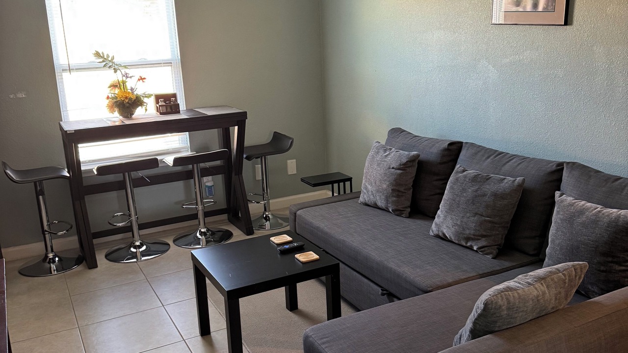 Photo of Livingroom in Converse