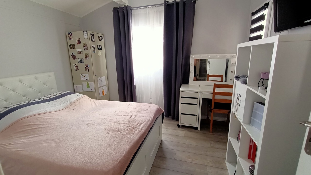 Photo of Bedroom in Camaret-sur-Aigues