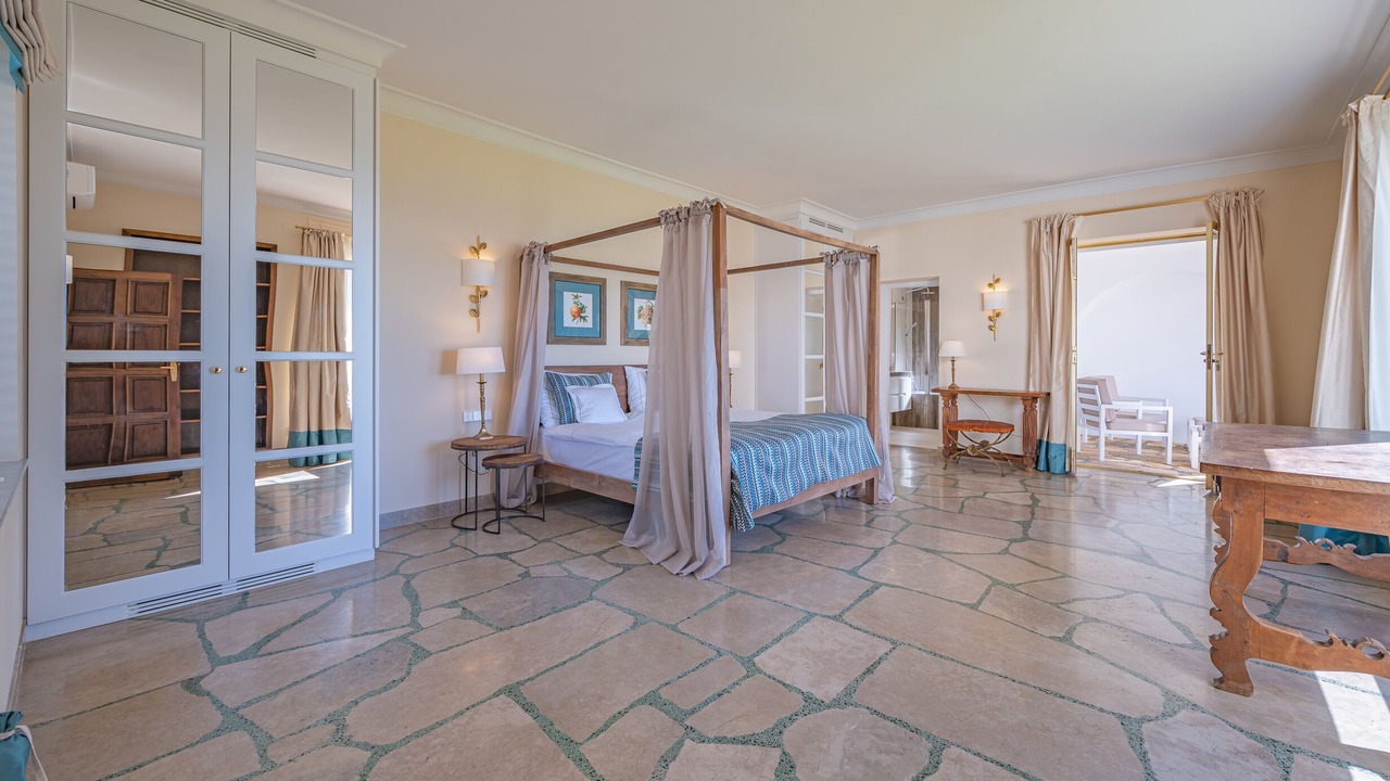 Photo of Bedroom in New Golden Mile