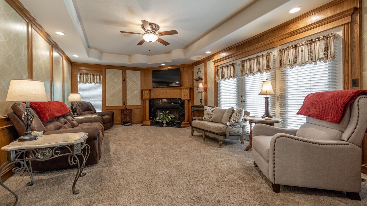 Photo of Livingroom in Claremore