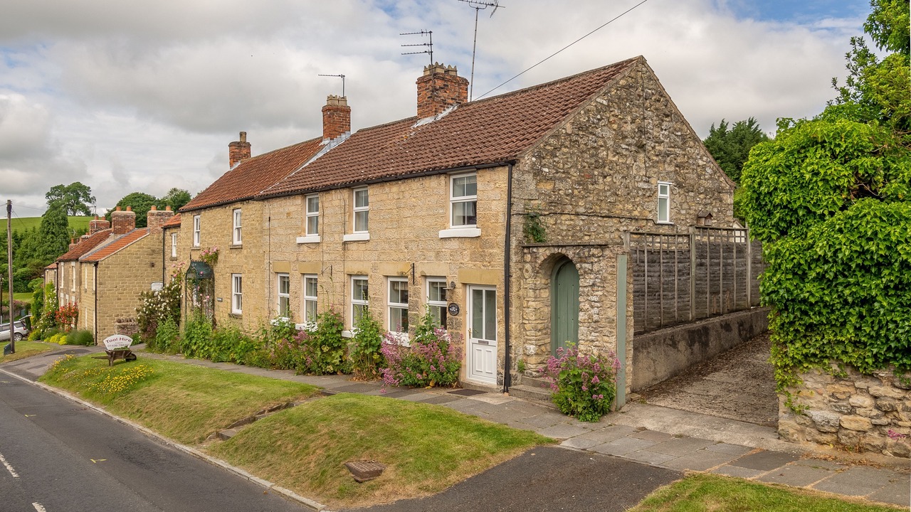 Photo of Others in Ampleforth