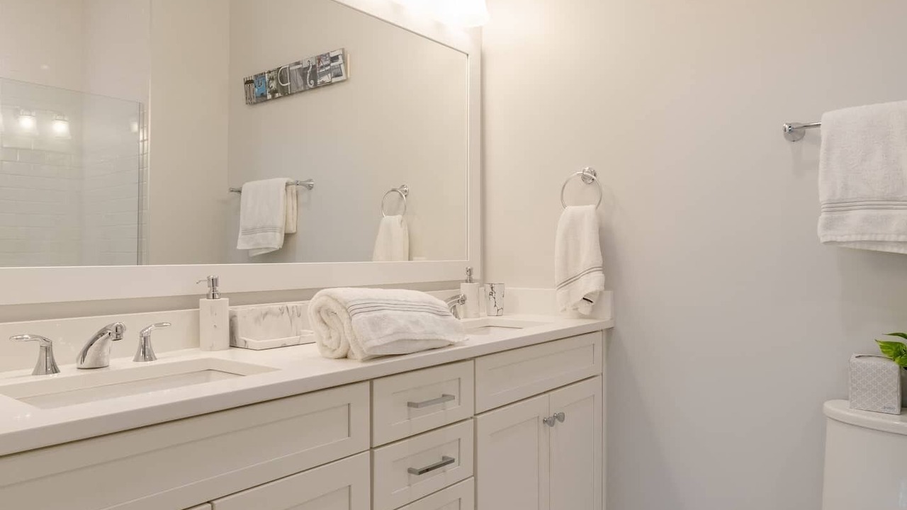 Photo of Bathroom in Murray Hill