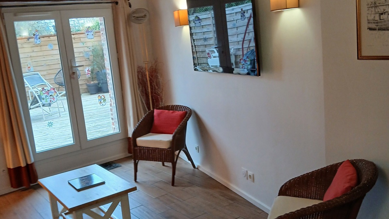 Photo of Livingroom in La Riviere-Saint-Sauveur