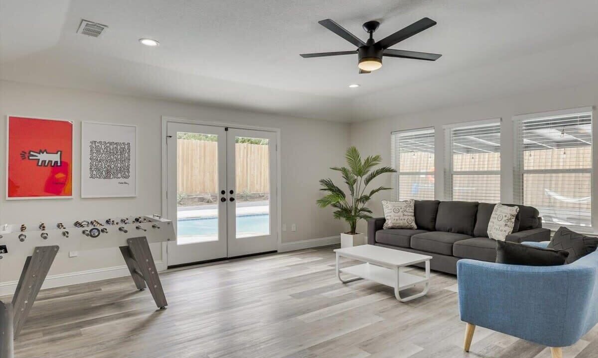 Photo of Livingroom in Garland