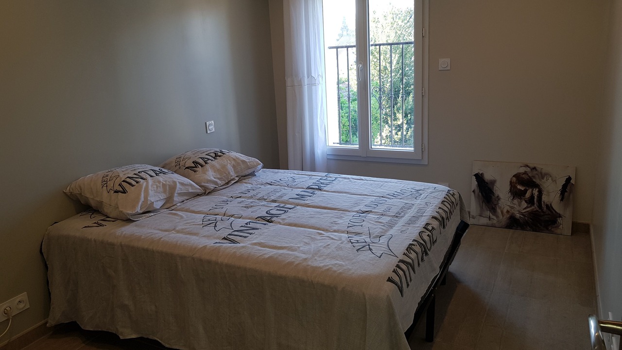 Photo of Bedroom in Morieres-les-Avignon