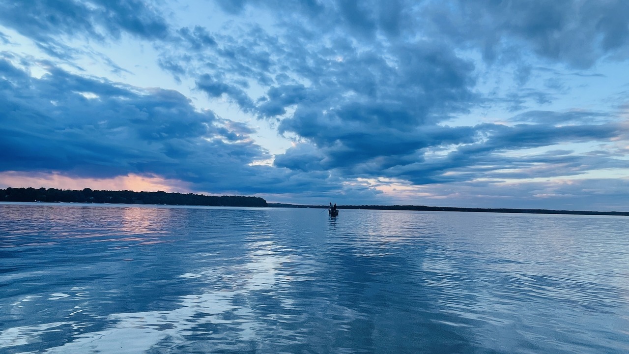Photo of Others in Head Lake