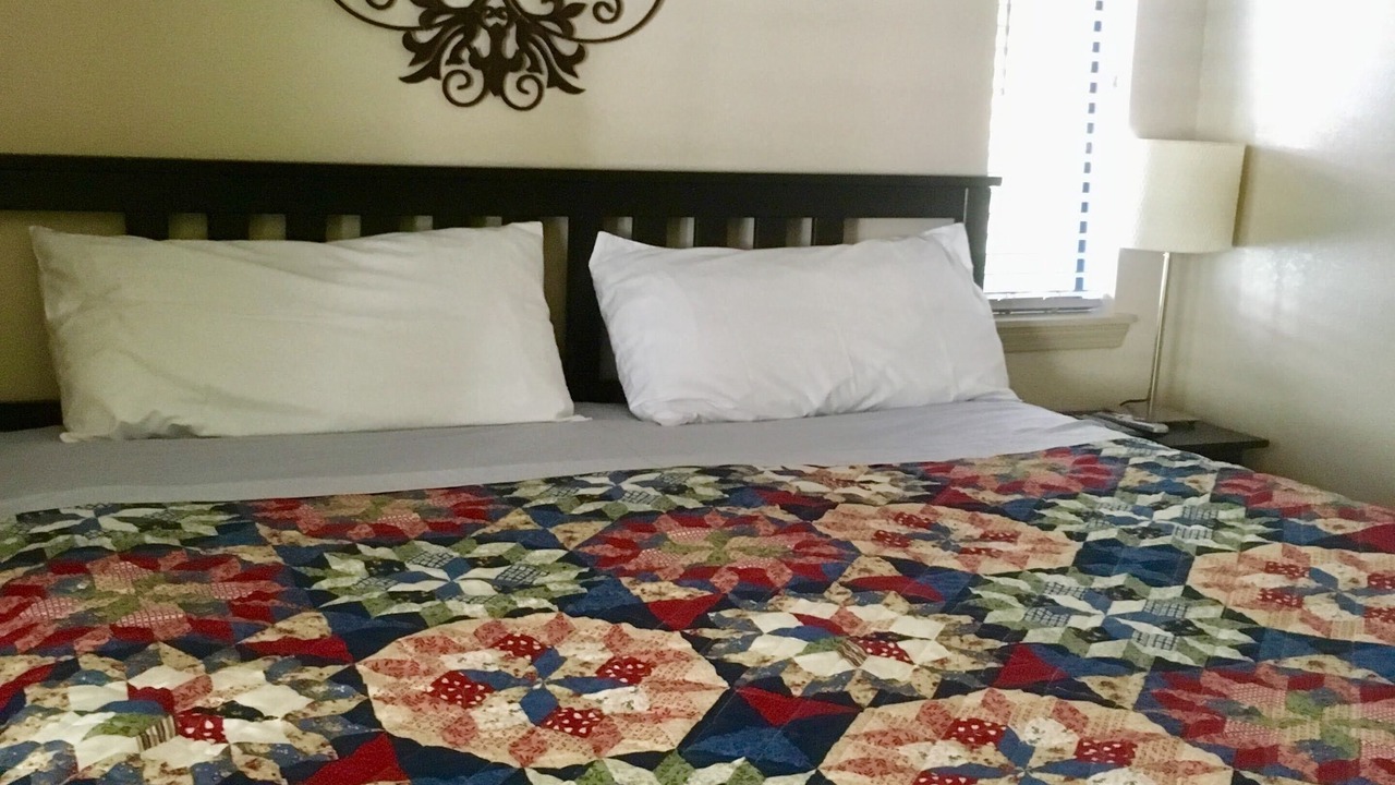 Photo of Bedroom in Englewood