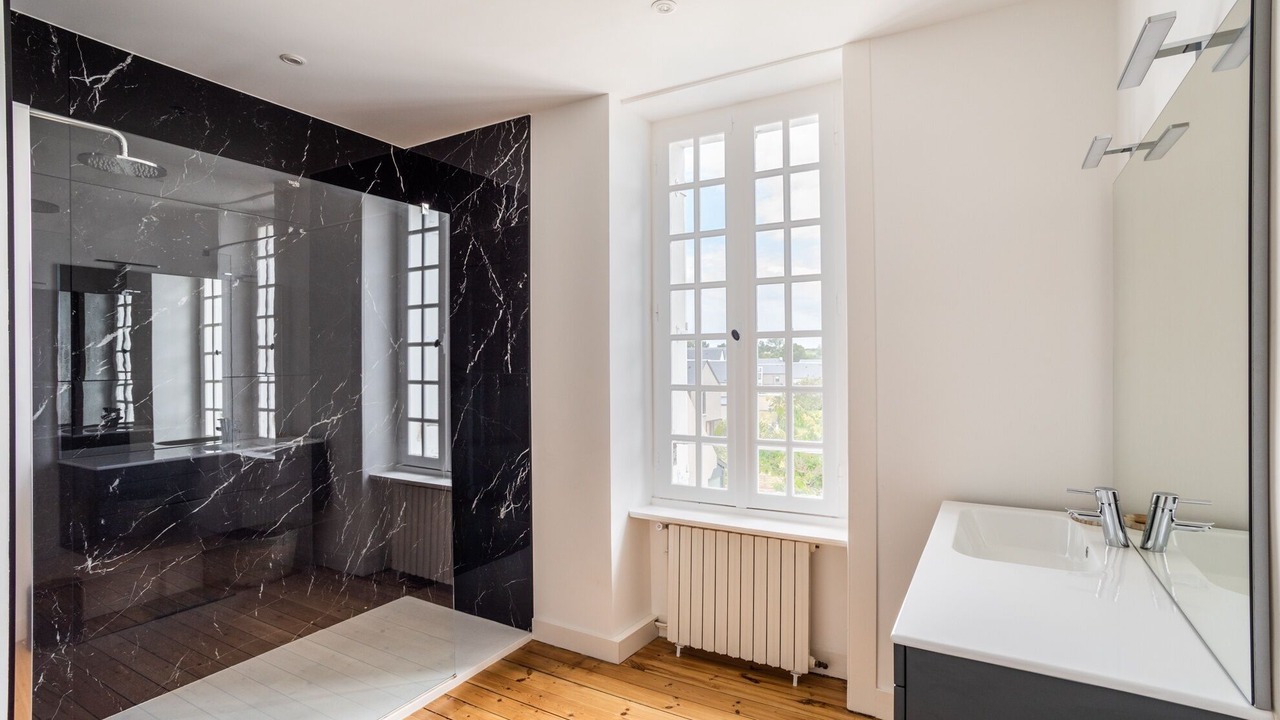Photo of Bathroom in Rotheneuf-Le Pont