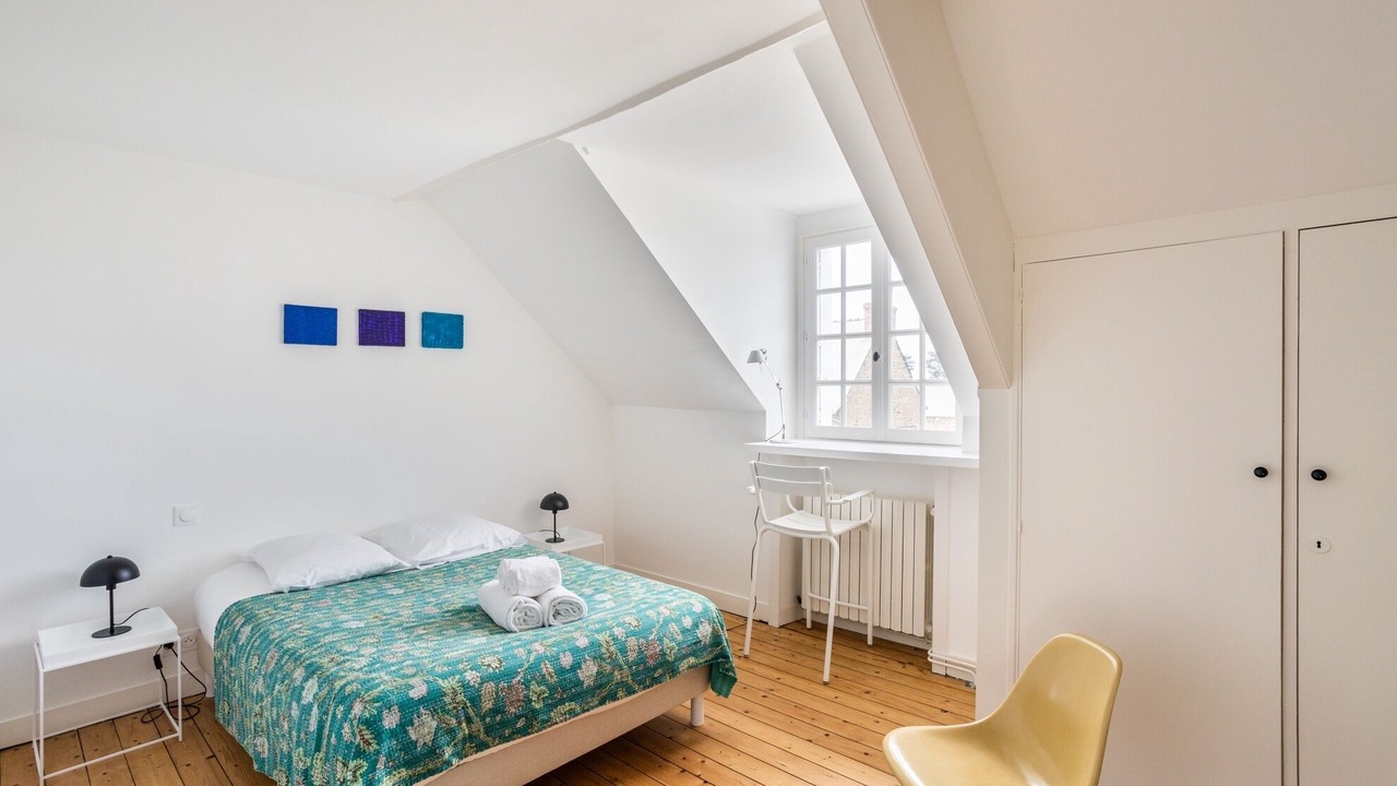 Photo of Bedroom in Rotheneuf-Le Pont
