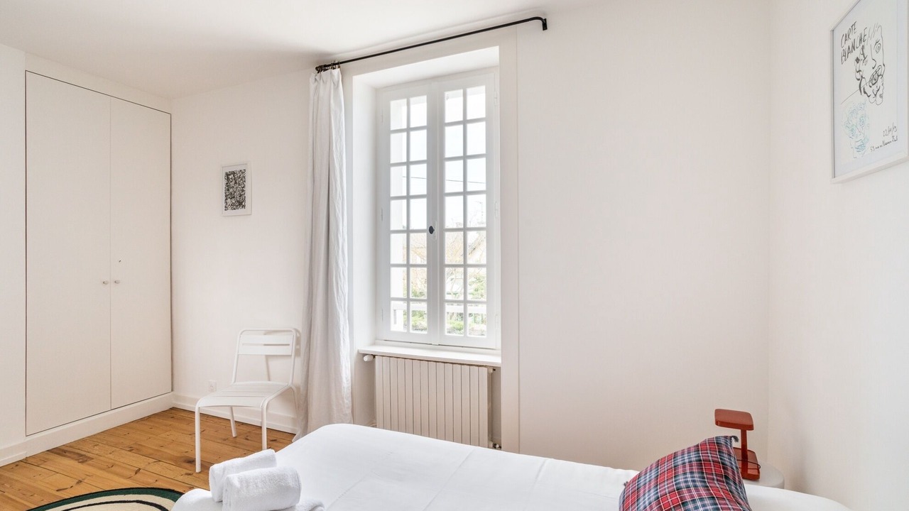 Photo of Bedroom in Rotheneuf-Le Pont