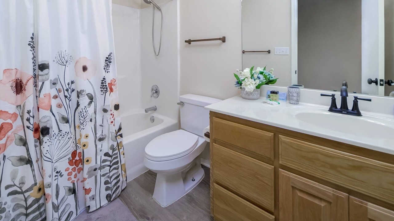 Photo of Bathroom in Lago Vista