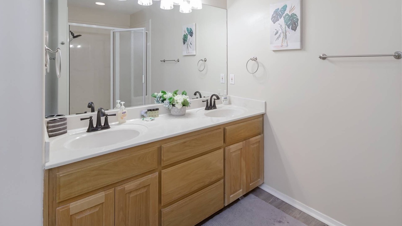 Photo of Bathroom in Lago Vista