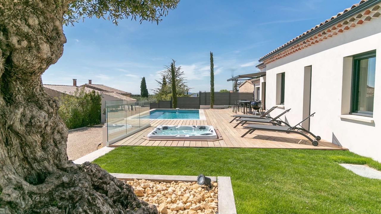Photo of Patio Balcony in Sainte-Colombe