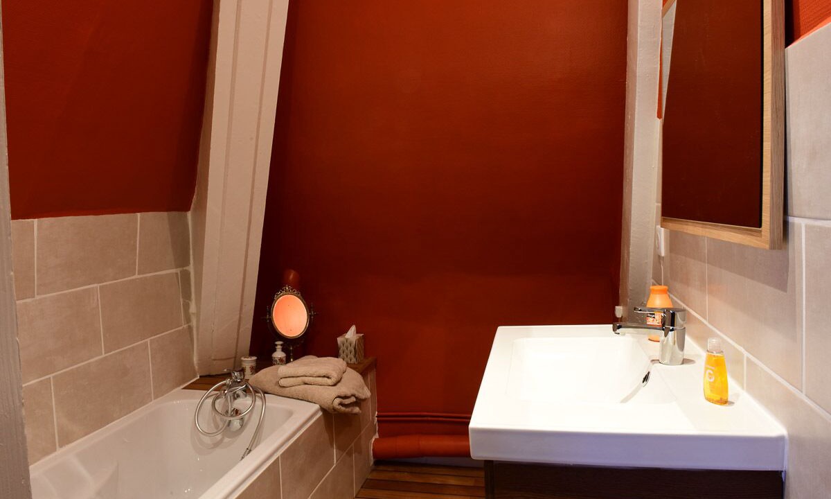 Photo of Bathroom in Grandcourt
