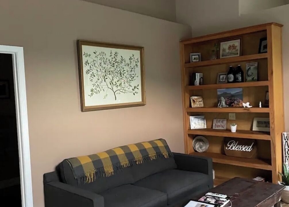 Photo of Livingroom in Exeter
