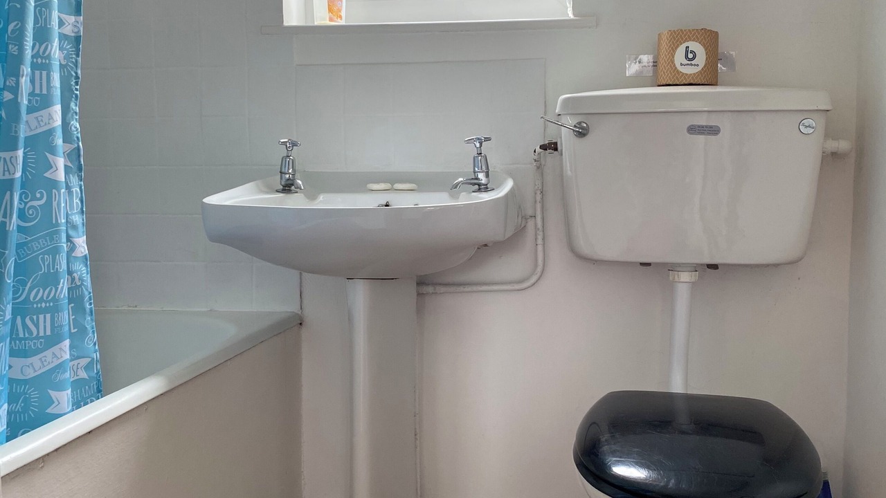 Photo of Bathroom in Trebetherick