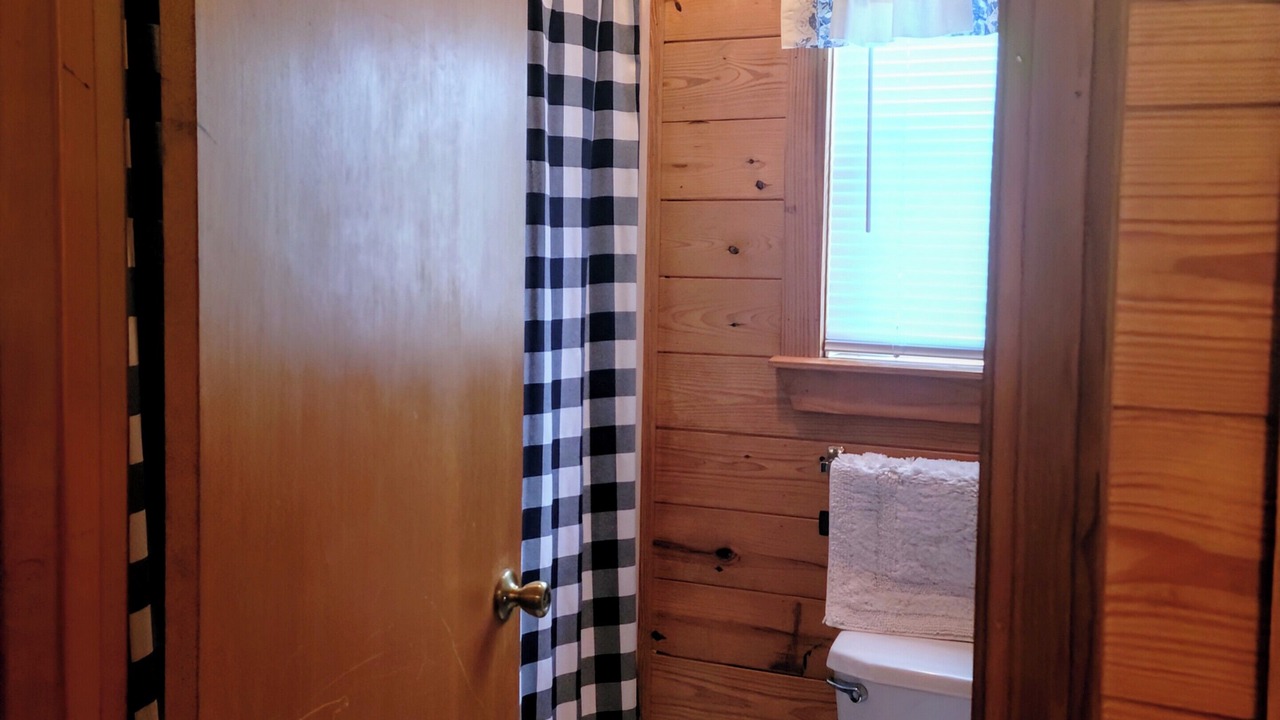 Photo of Bathroom in Harriet