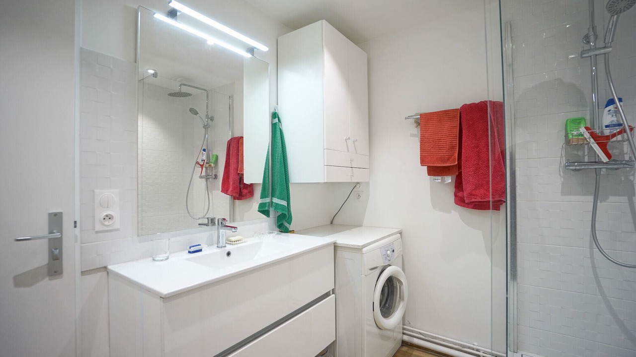 Photo of Bathroom in Gare