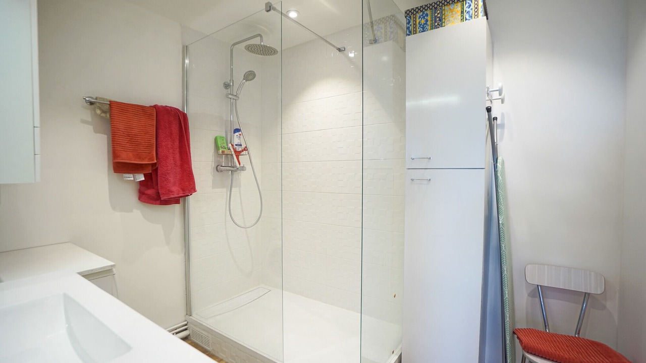 Photo of Bathroom in Gare