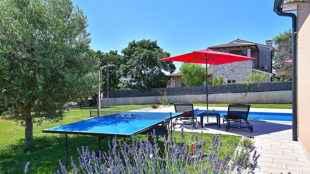 Photo of Patio Balcony in Divsici