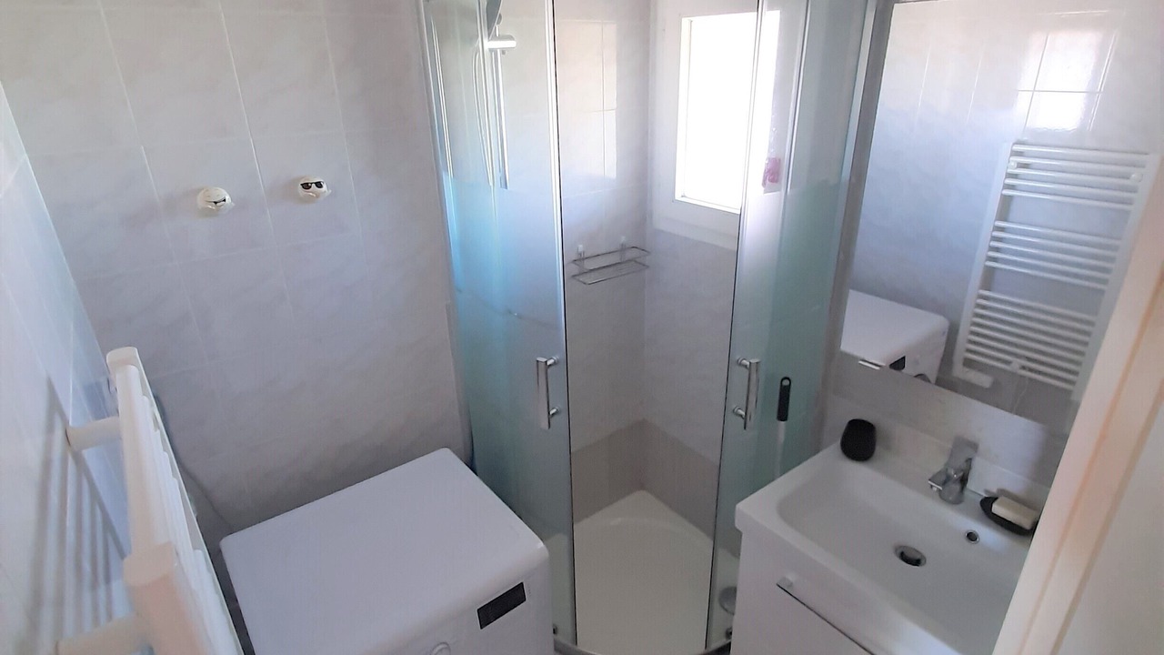 Photo of Bathroom in Miramar