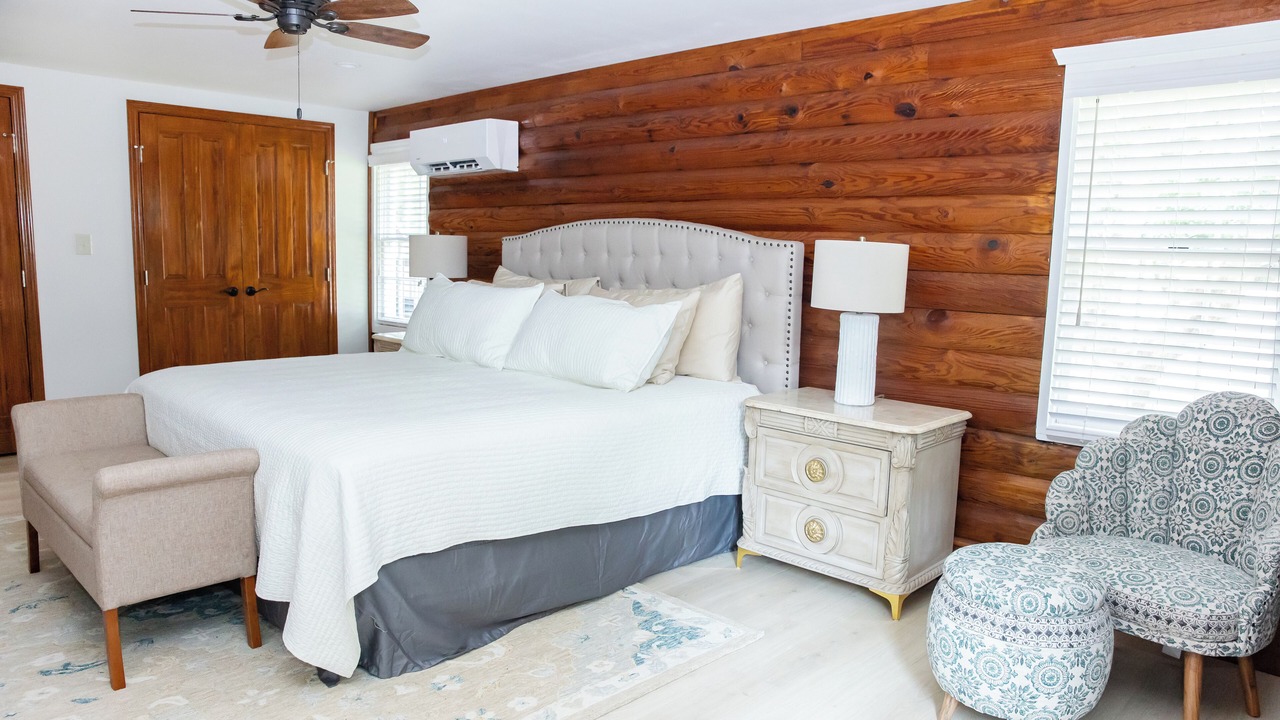 Photo of Bedroom in West Livingston
