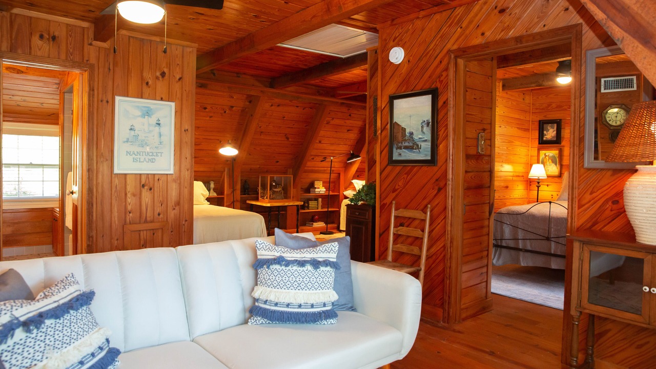 Photo of Livingroom in West Livingston