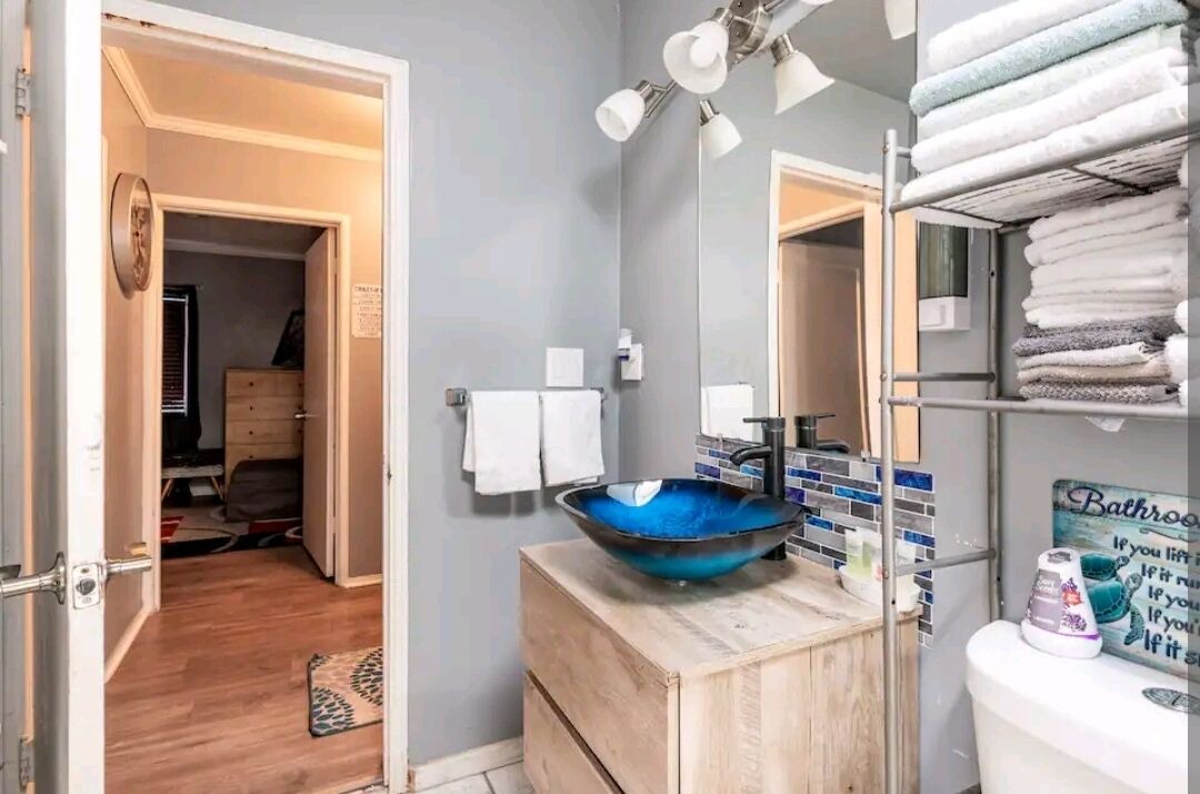 Photo of Bathroom in Pittsburg