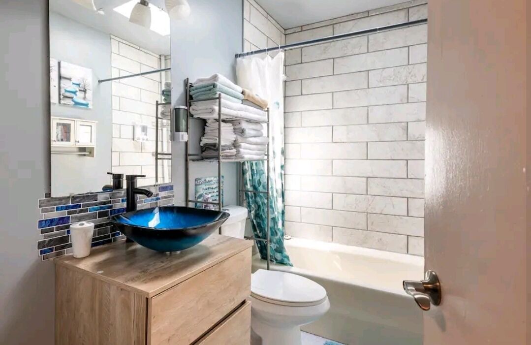 Photo of Bathroom in Pittsburg