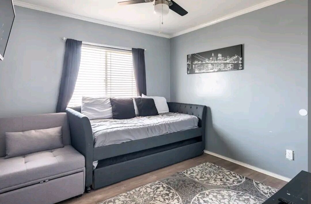 Photo of Others in Pittsburg