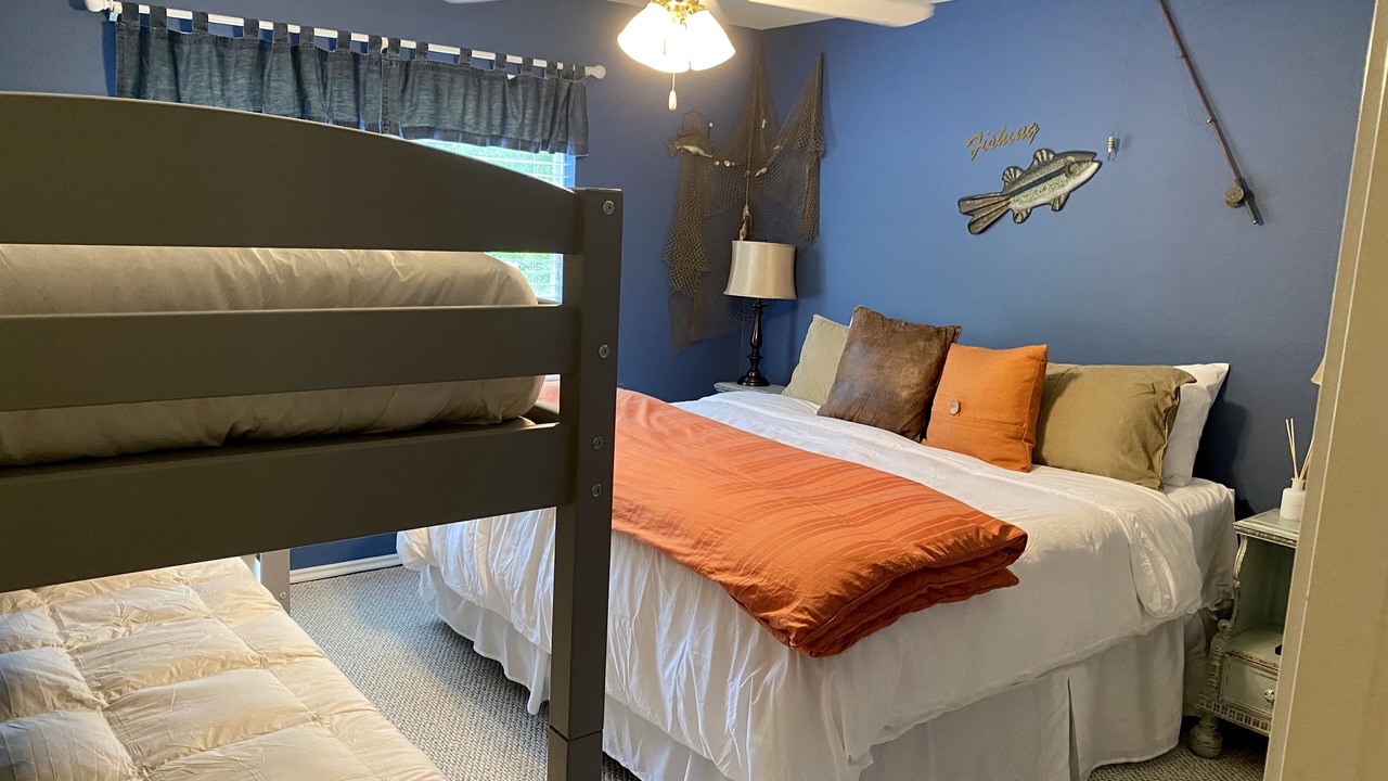 Photo of Bedroom in West Livingston