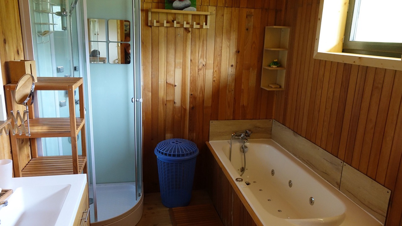 Photo of Bathroom in Saint-Pierre-de-Chartreuse