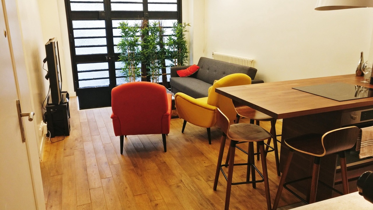 Photo of Livingroom in Quartier des Grandes-Carrieres
