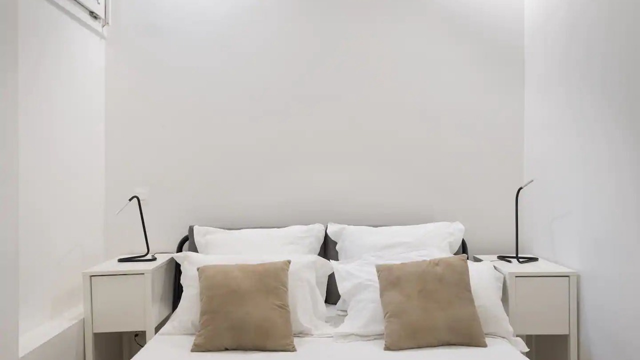 Photo of Bedroom in Quartier des Grandes-Carrieres