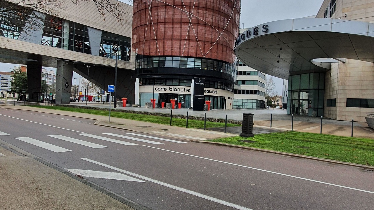 Photo of Outdoor in Montmuzard