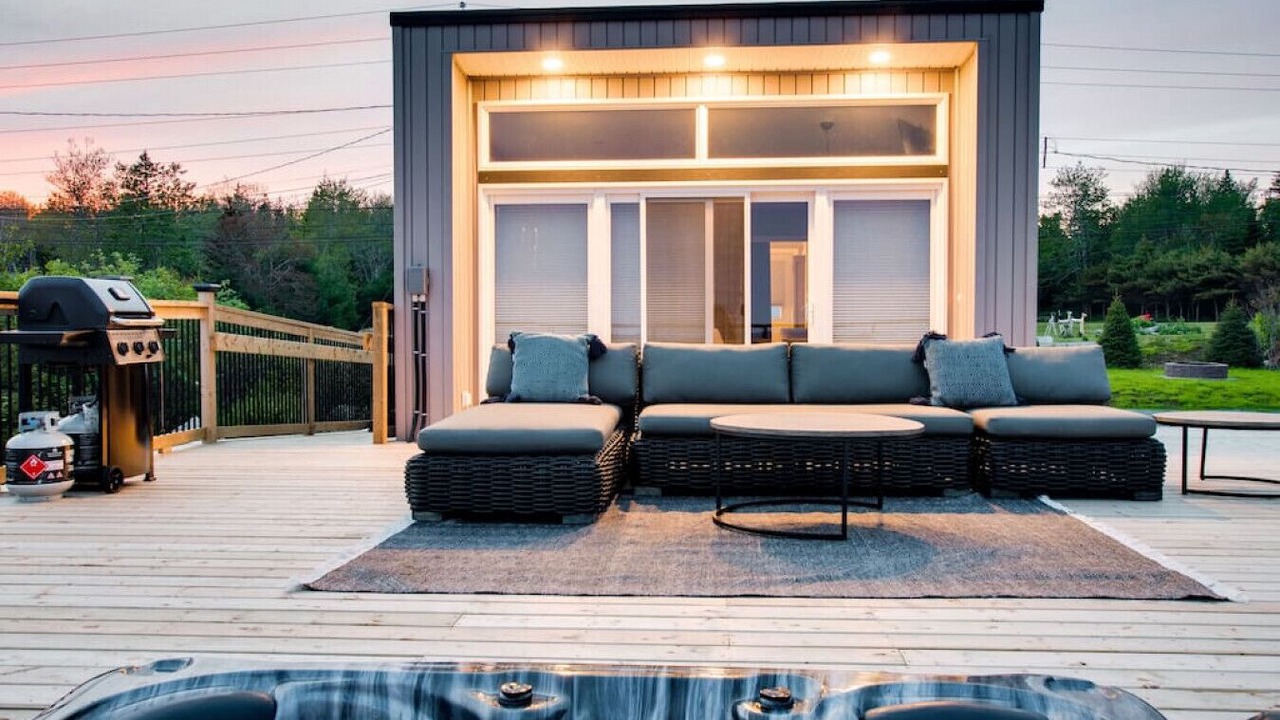 Photo of Patio Balcony in Hunts Point