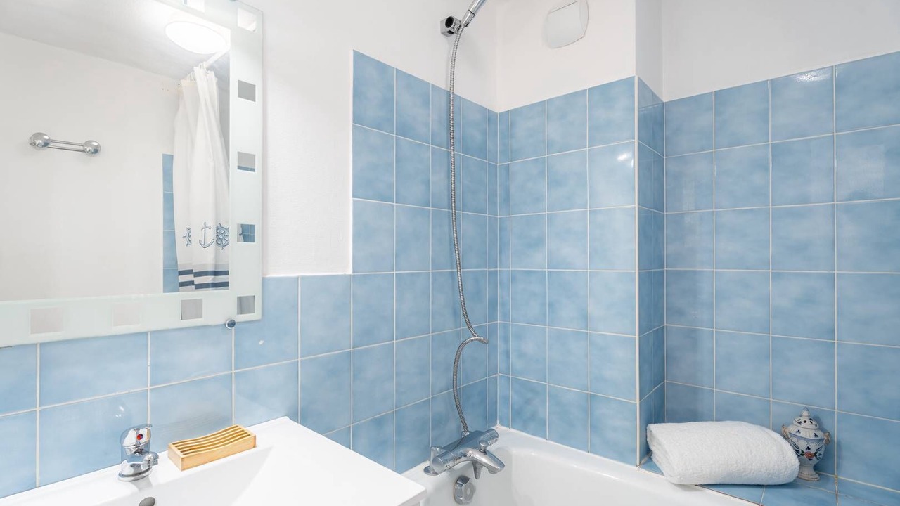 Photo of Bathroom in Carnac