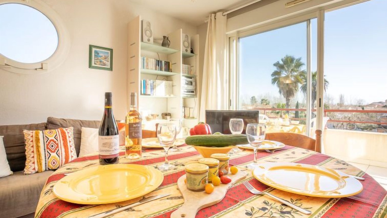Photo of Bedroom in Le Grau-Du-Roi