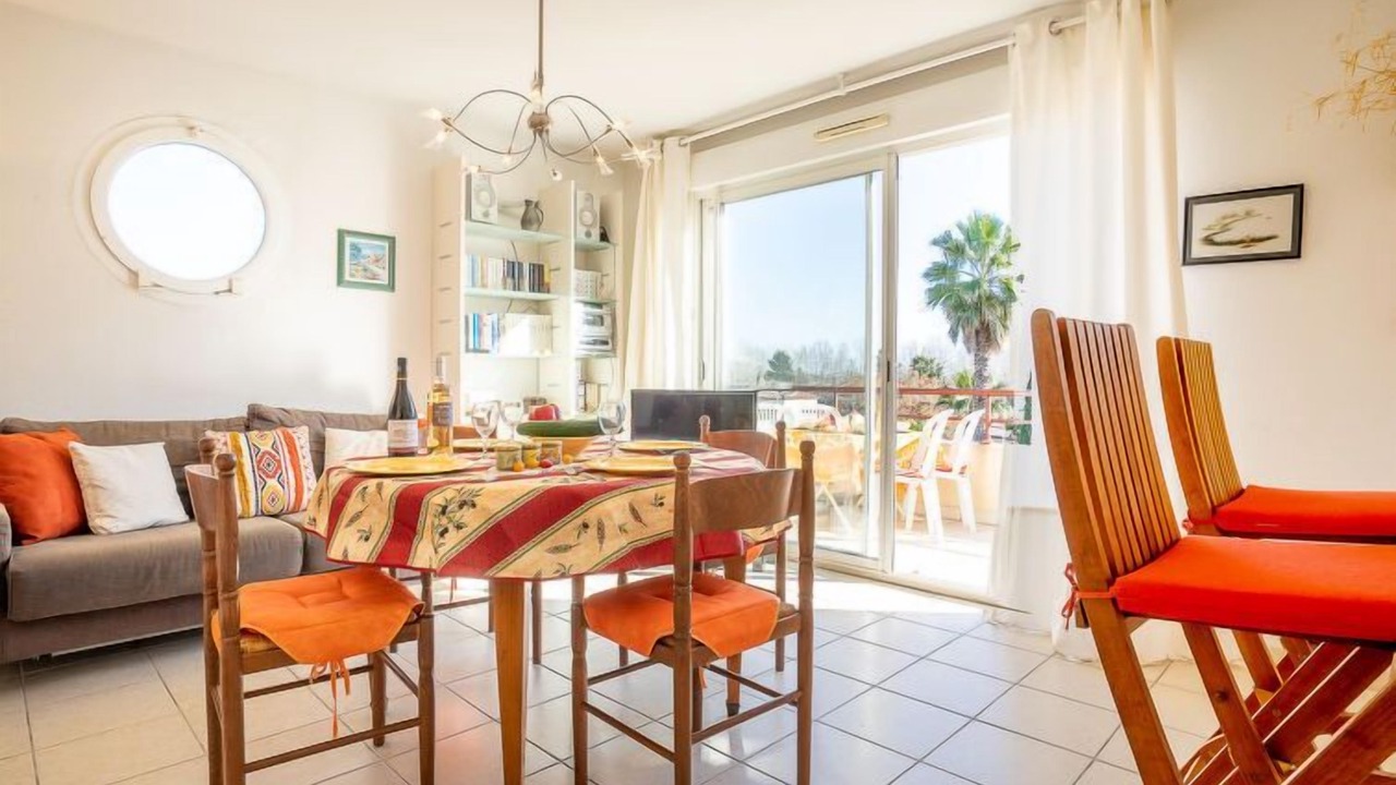 Photo of Bedroom in Le Grau-Du-Roi
