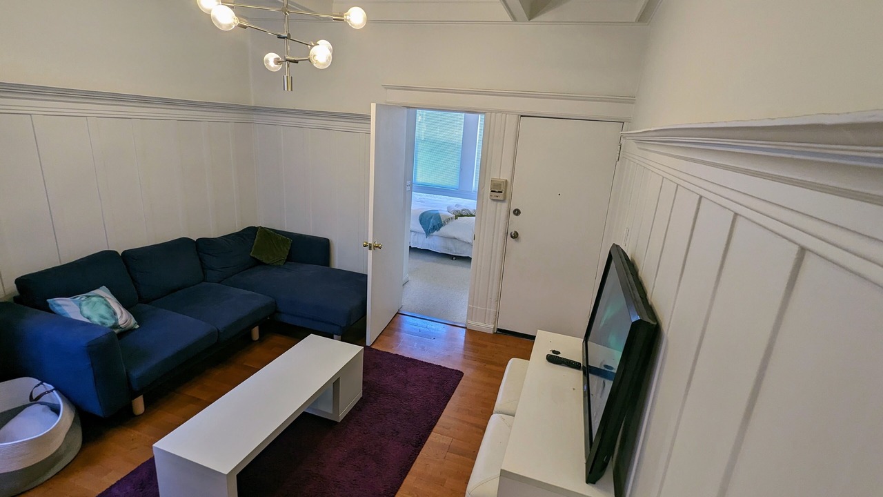 Photo of Livingroom in Downtown San Francisco