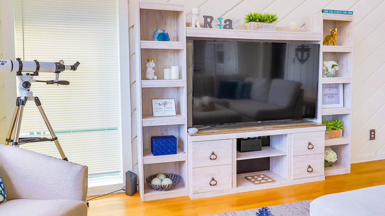 Photo of Livingroom in Willoughby Spit