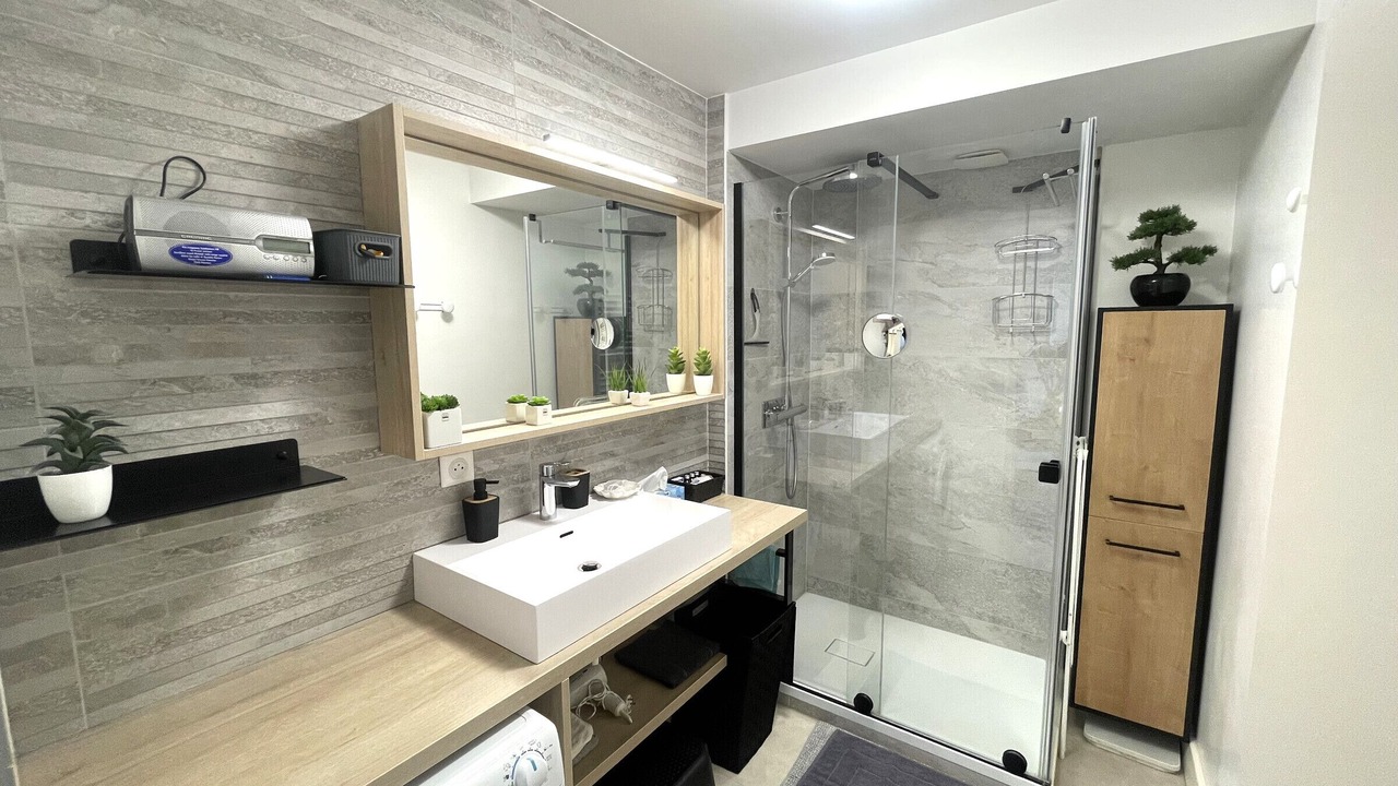 Photo of Bathroom in Les Sables d'Olonne
