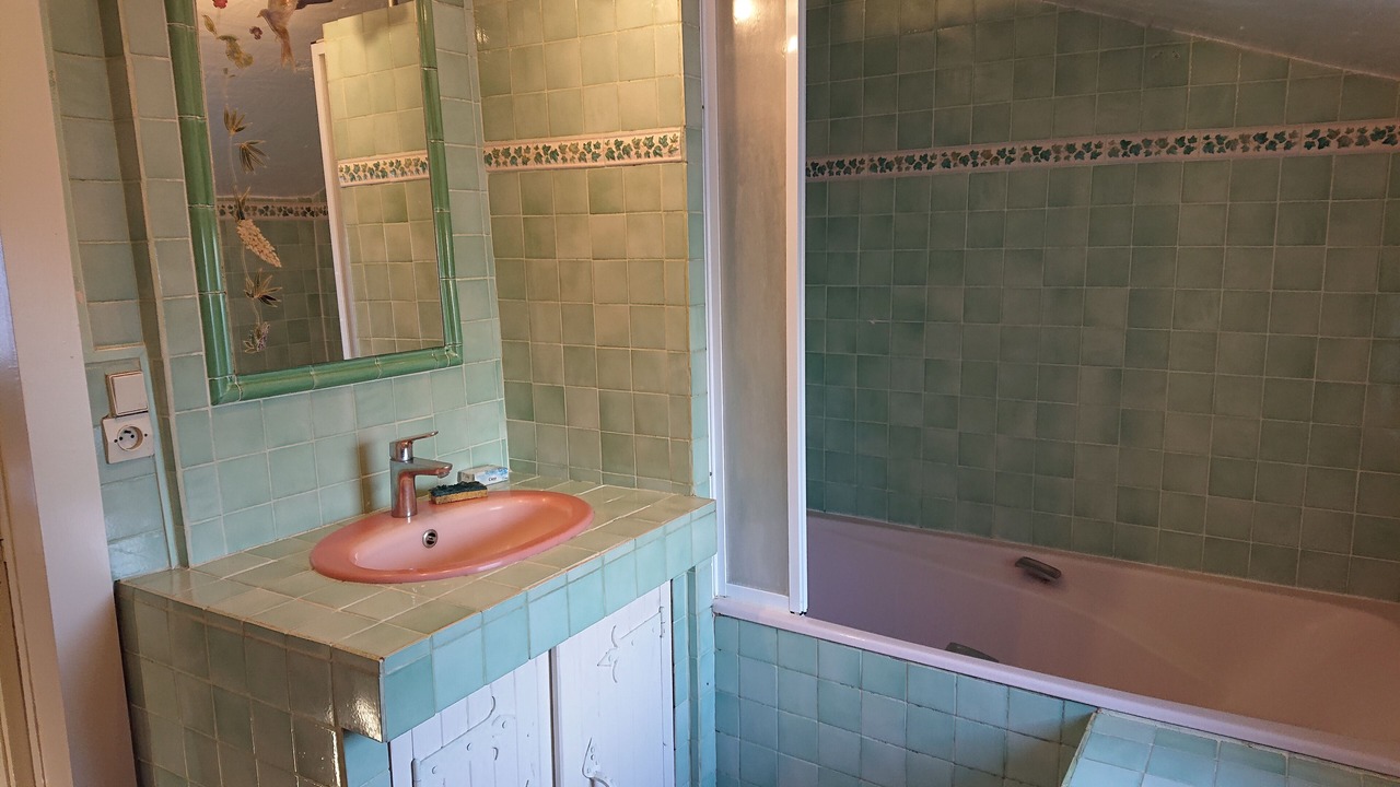 Photo of Bathroom in Tourgeville
