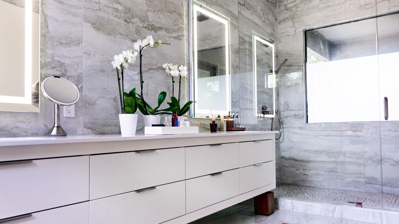 Photo of Bathroom in Kessler