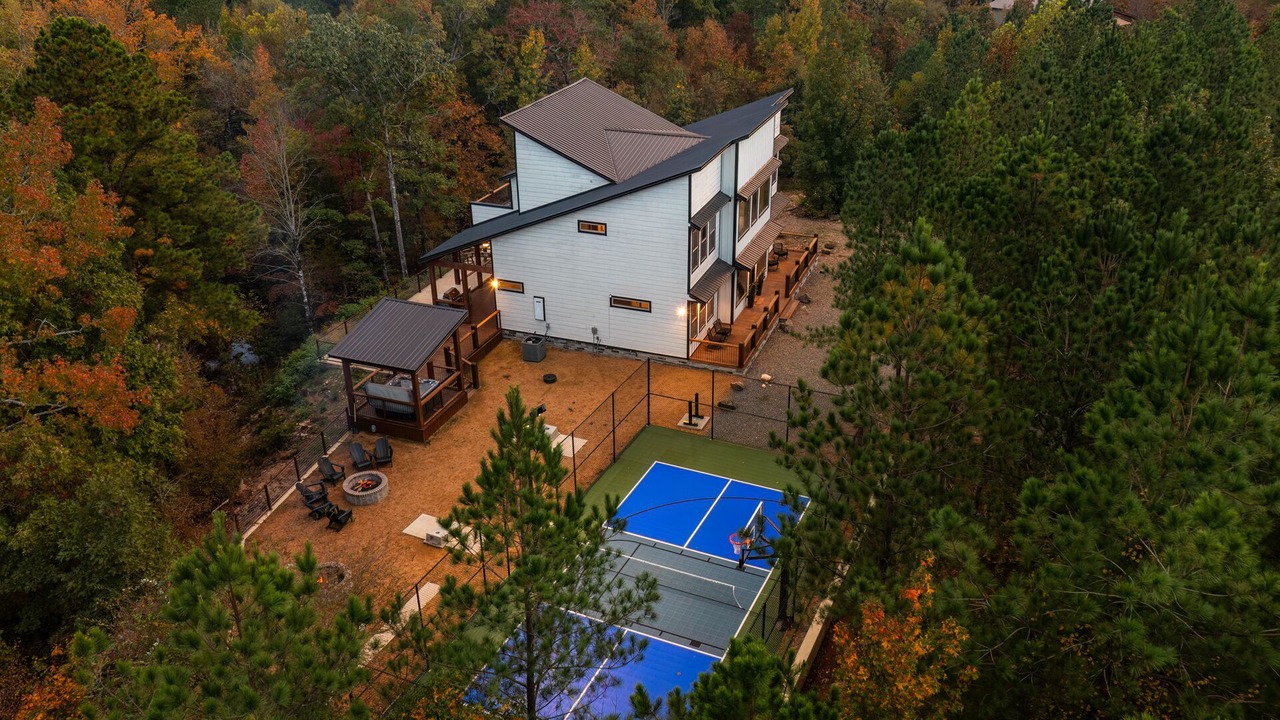 Photo of Outdoor in Golden