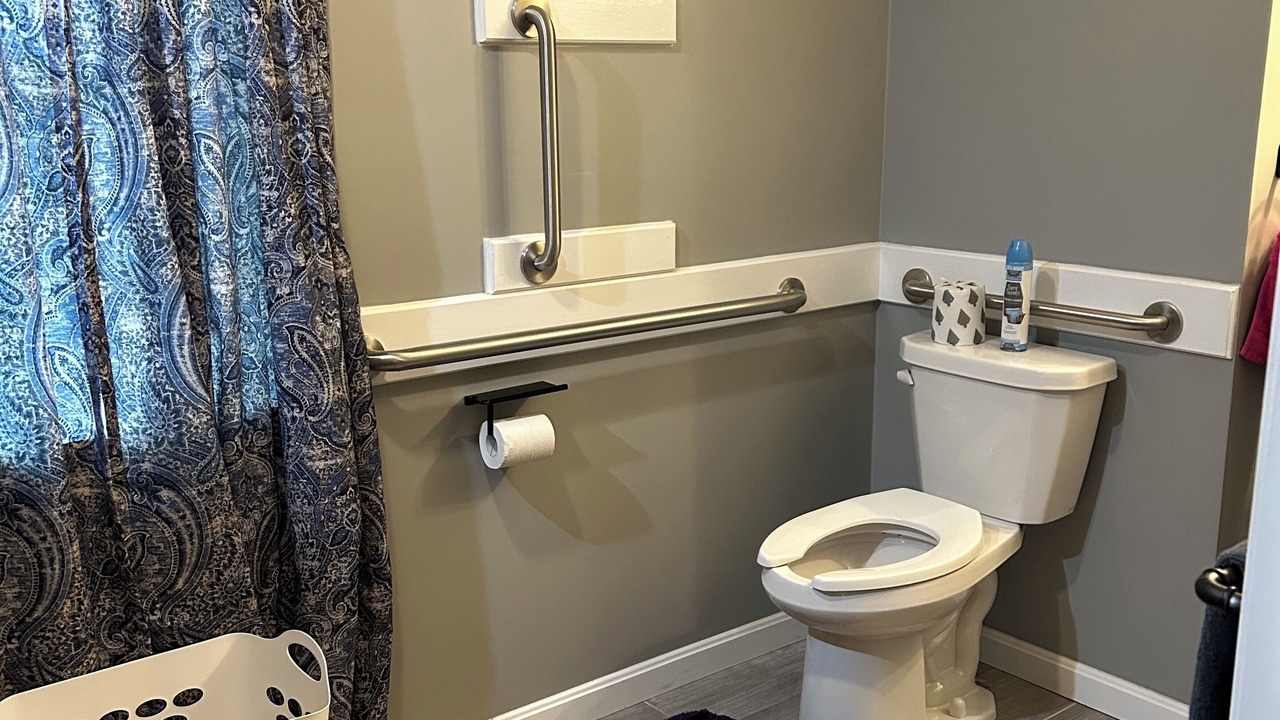 Photo of Bathroom in Gettysburg